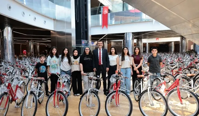 Denizli’de başarıya pedal gücü: 615 öğrenciye bisiklet ödülü