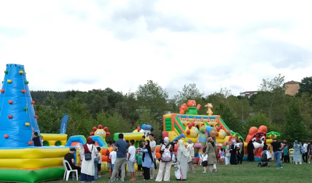 Eğlencenin durağı bu kez Derince oldu