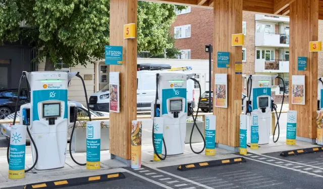 Elektrikli otomobil sayısı yüzde 129,8 artarken şarj hacmi de yükseldi