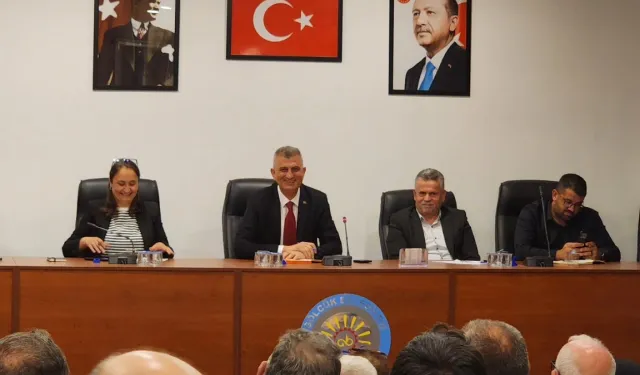 Gölcük'te Başkan Sezer muhtarları dinledi