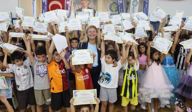 İstanbul Bakırköy Yaz Spor Okulu’ndan renkli kapanış şöleni