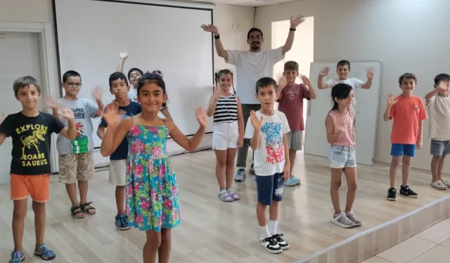 İzimir Çiğli’de yaz coşkusu