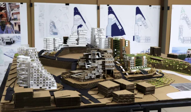 İzmir Karabağlar’da kentsel dönüşüm için yeni nesil tasarımlar sergisi açıldı