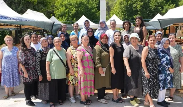 Kadınların üretim gücünü sergiledikleri platform: ‘El Emeği Pazarı’