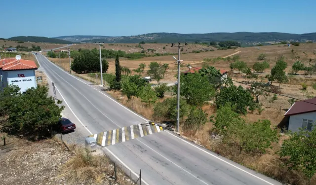Kandıra Akçaova yolu konforlu ve güvenli