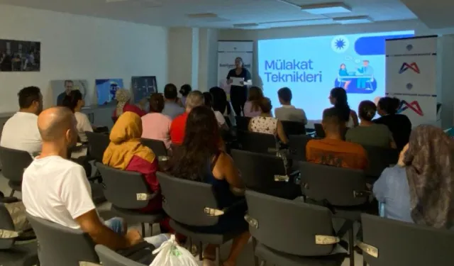 Kariyer Merkezi İş Gücü Piyasası’na yönelik hizmetler sunuyor