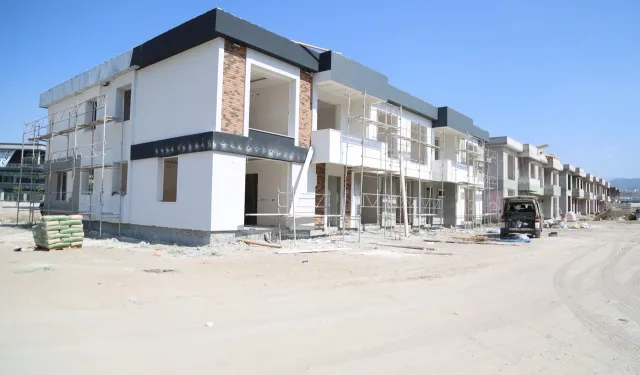 Kayseri Melikgazi Altınoluk'ta evler hızla yükseliyor