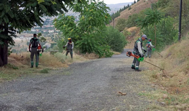 Kayseri Talas'ta Ali Dağı'na yangın önlemi