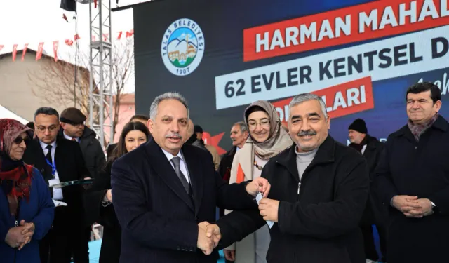 Kayseri Talas'ta kentsel dönüşüm tam gaz sürüyor