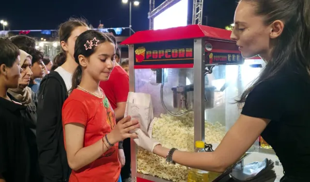 Kocaeli Büyükşehir’den kitapseverlere film molası