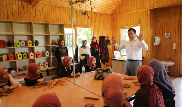 Konya Karatay'dan yaz kursları ve okullarına ziyaret