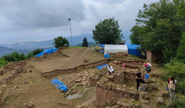 Kurul Kalesi’nde tarih yeniden gün yüzüne çıkıyor​​​​​​​