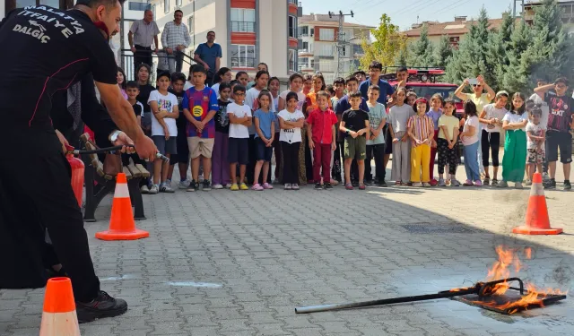 Malatya Büyükşehir’den semt konaklarında afet bilinci eğitimi