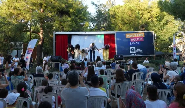 Maltepe’de çocuklara masal tadında tiyatro şöleni