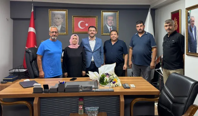 Manisa Balıkesirliler Derneği’nden AK Parti’ye ziyaret