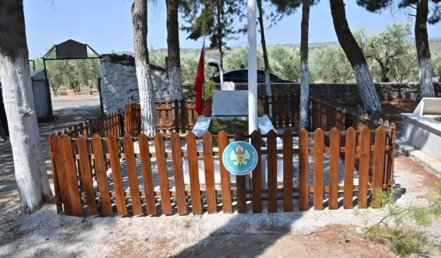 Manisa Büyükşehir Belediyesi şehit kabirlerini yeniliyor