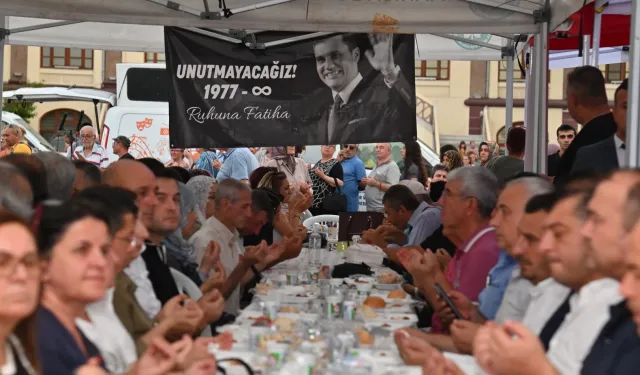 Merhum Başkan Ferdi Zeyrek vefatının 52. gününde dualarla anıldı