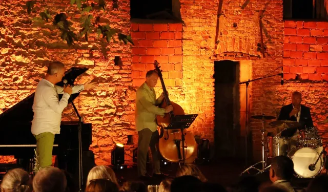 Mudanya'da 4 gün süren 'Caz Festivali' geleceğe umut oldu