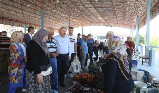Mustafa Palancıoğlu Kayseri Melikgazi köy pazarında