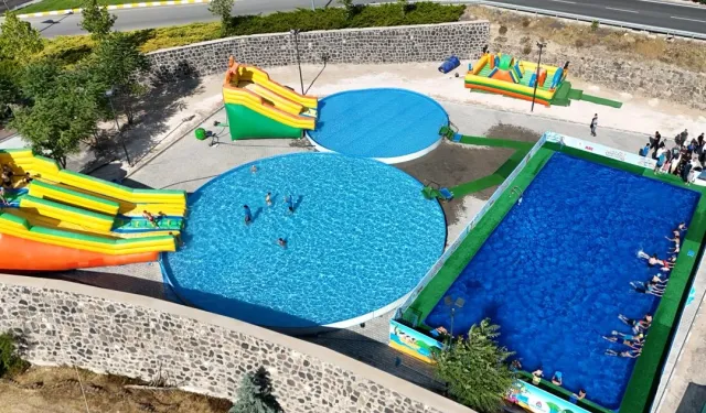 Nevşehir Kayaşehir Spor Salonu ve Yüzme Havuzu açıldı