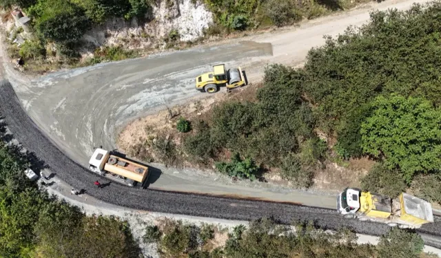 Ordu Ünye Ağıdere sakinlerinin asfalt sevinci
