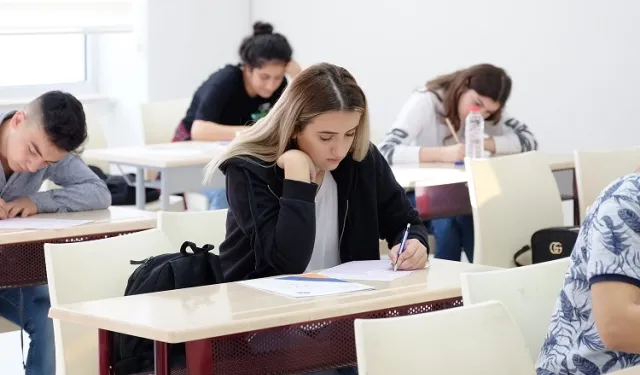 Üniversite hayallerinizi Bursa Büyükşehir’le gerçekleştirin