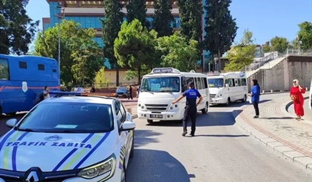 Zabıta, trafik ve yolcu konforu için sahada
