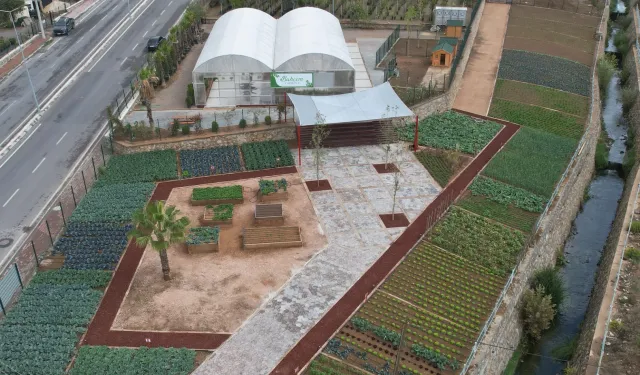 Bahçem Çayırova’da açılış zamanı