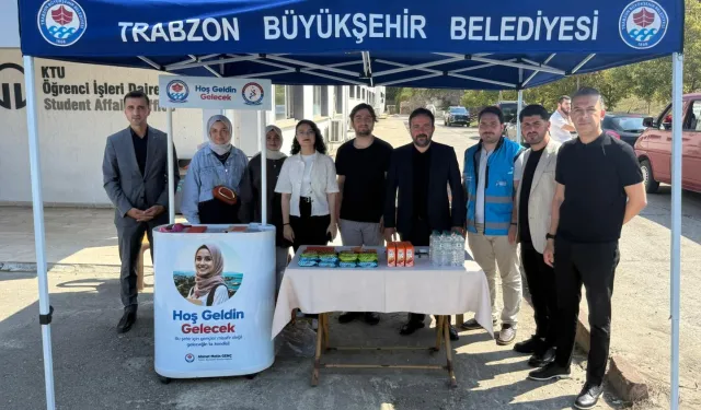 Büyükşehir'den üniversiteli gençlere sıcak karşılama
