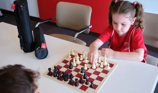 Çilek yaz okulu yüzlerce çocuğa unutulmaz bir tatil yaşattı