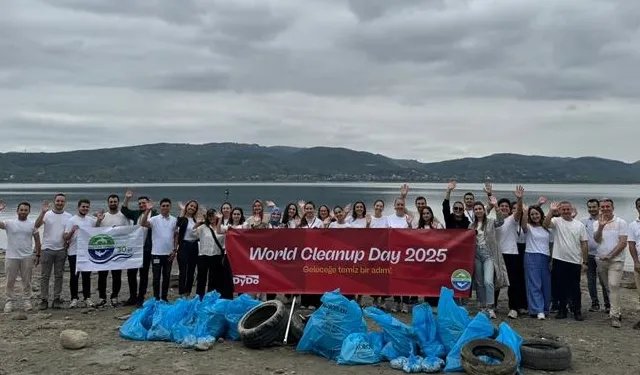 Dünya Temizlik Günü’nde sahillerde 474 Kg atık ve 12.800 izmarit toplandı