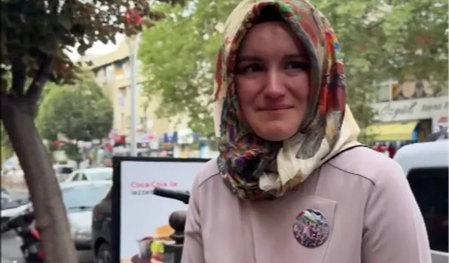 Erzincan’da eğitim ve vefa buluşması... Vali Aydoğdu ve Bakan Yerlikaya’dan o öğretmene övgü