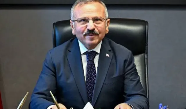 İlber Ortaylı’dan Tokat Milletvekili Yusuf Beyazıt’a övgü