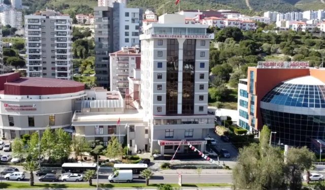 İzmir Narlıdere’den gençlere sanatla çevre bilinci