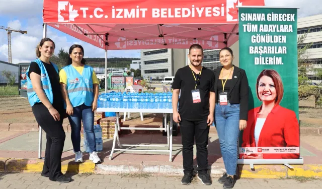 İzmit Belediyesinden KPSS adaylarına destek