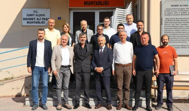 Kocaeli İzmit’te mahalle ziyaretleri sürüyor