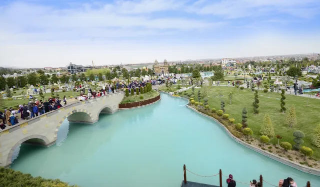 Konya Meram'ın efsane parkı yaza damga vurdu