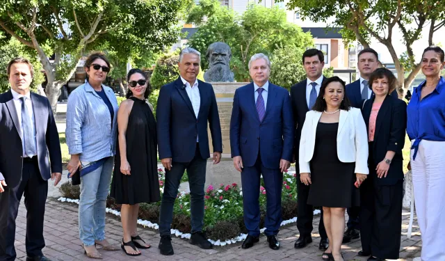 Moskova Hükümet Bakanı Çeremin’den Muratpaşa'ya ziyaret