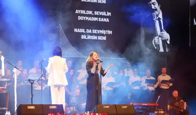 “Müslüm Gürses Şarkıları” unutulmaz bir akşam yaşattı