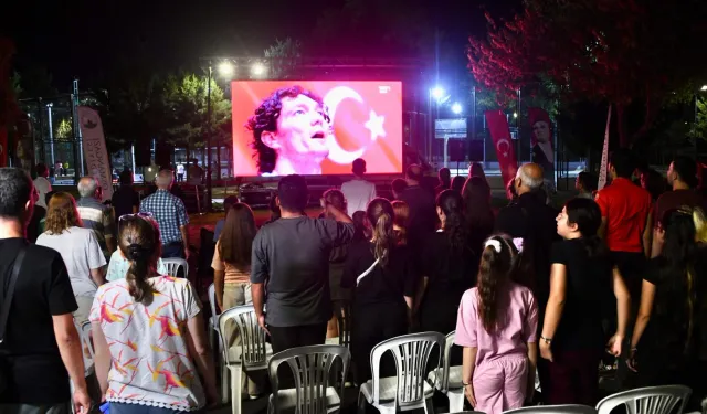 Osmangazi Belediyesi milli heyecanı meydanlara taşıdı