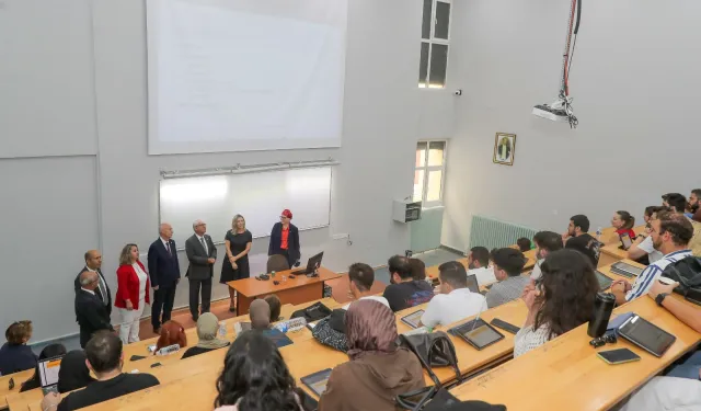 Trakya Üniversitesi Tıp Fakültesi Amfileri Yenilendi