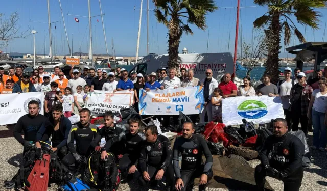 Urla'da kıyı ve deniz temizliği yapıldı.. Araba lastiği bile çıktı!