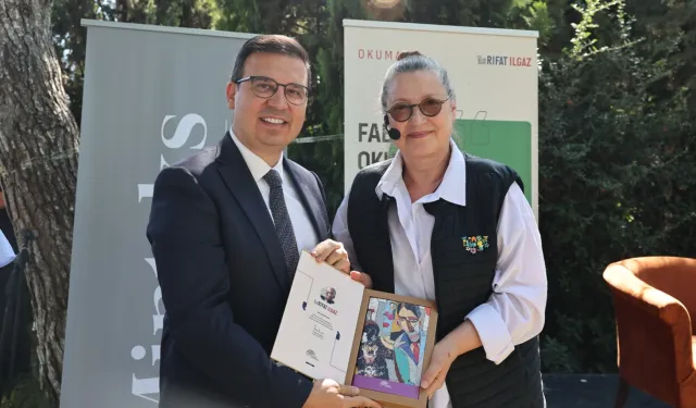 Vahide Perçin, Minteks çalışanlarıyla Rıfat Ilgaz’ı konuştu