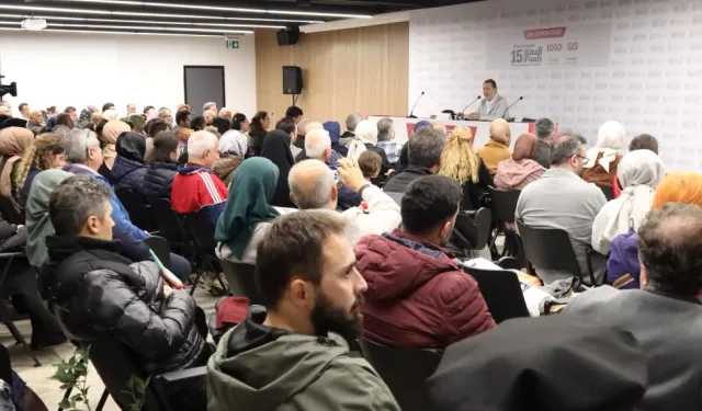 Ahmet Özhan’dan Kocaeli Kitap Fuarı’nda anlamlı söyleşi