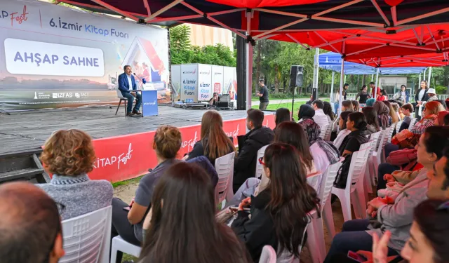 Ahmet Ümit İZKİTAP’ta yeni romanından ipuçları verdi