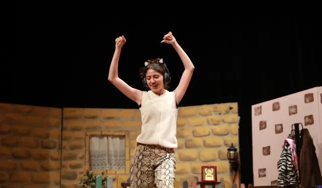 Ankara Keçiören'de tiyatro ilgisi