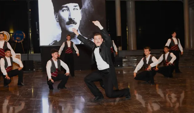 Atatürk’ün Bursa’ya gelişi anısına unutulmaz gece