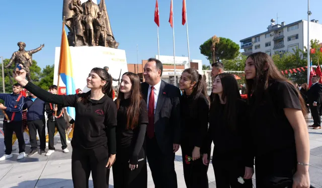 Atatürk'ün Manisa'ya gelişinin 100. yılı kutlandı