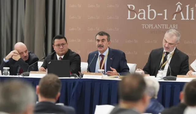 Bakan Tekin 'Bab-ı Ali Toplantılarının' konuğu oldu