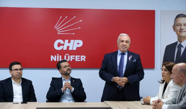 Başkan Özdemir'den CHP Nilüfer'e 'hayırlı olsun' ziyareti